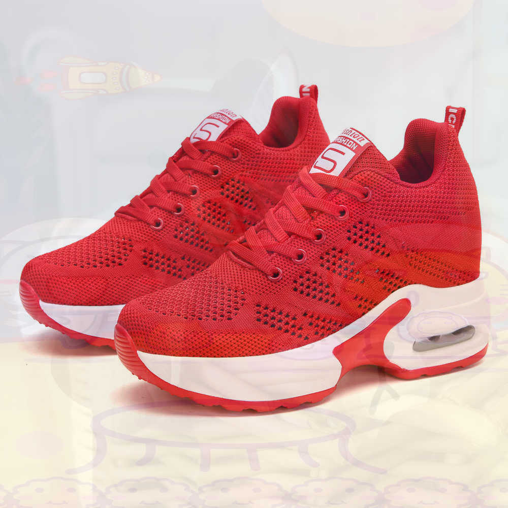 Red Size 36 Shoes Woman Tennis - огляд і ціна Luxury Lifestyle Of Celebrities