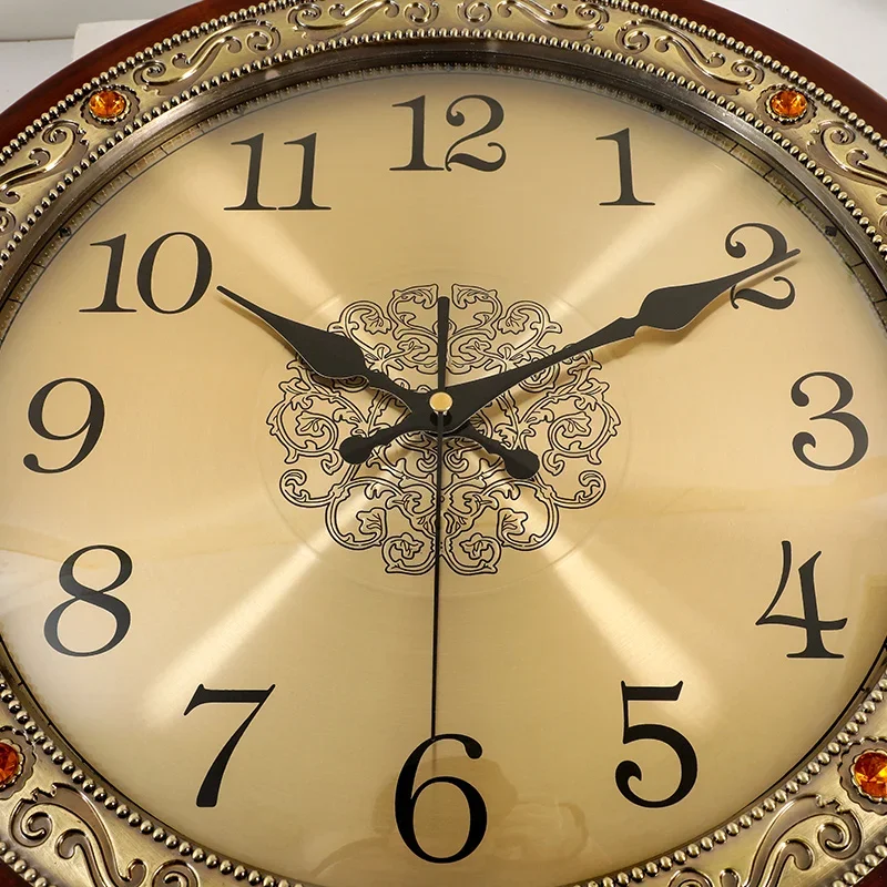 Luxury Wood Wall Clock Metal R - огляд і ціна Luxury Lifestyle Us