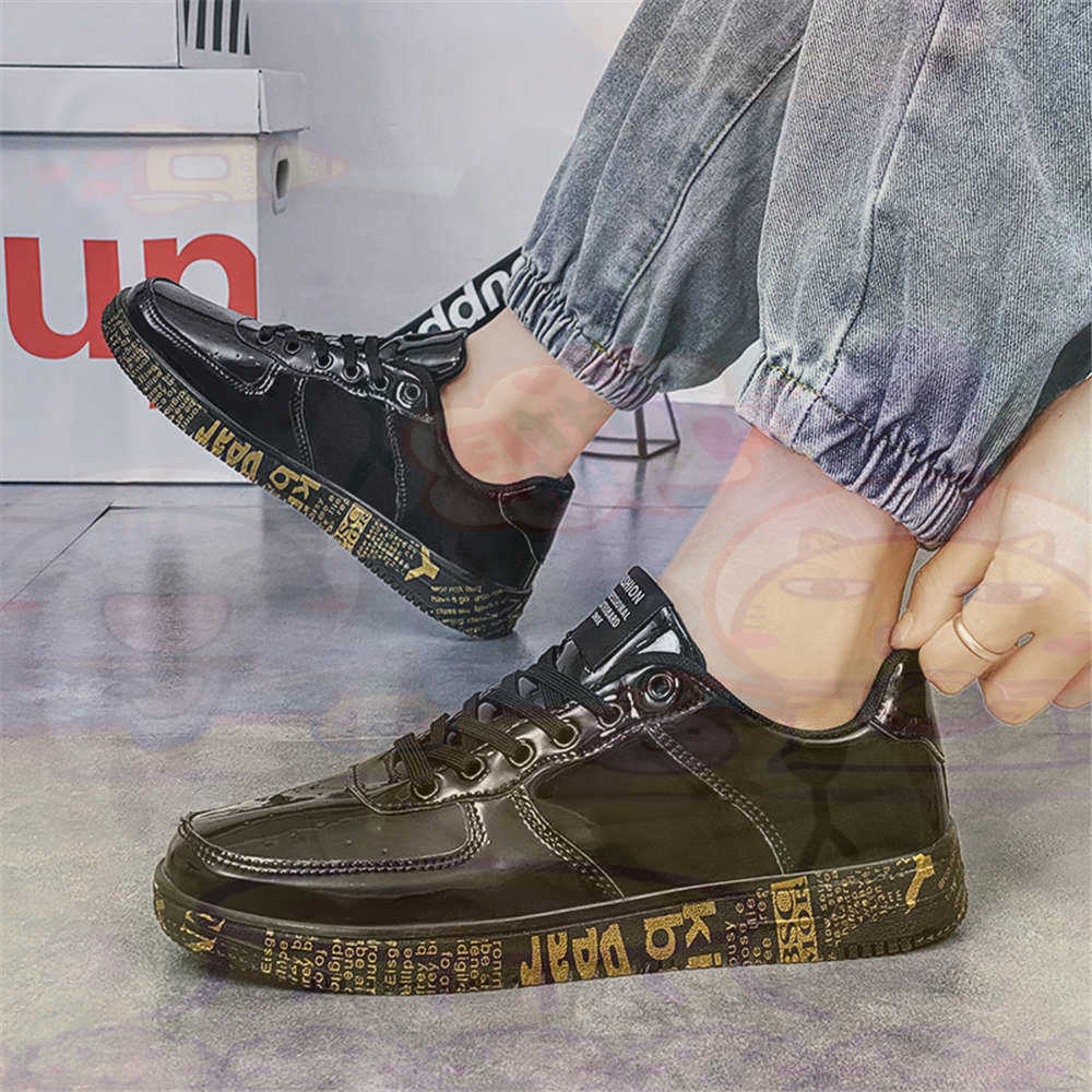 Round Foot Size 45 Sneakers Wh - огляд і ціна Luxury Lifestyle Of Celebrities