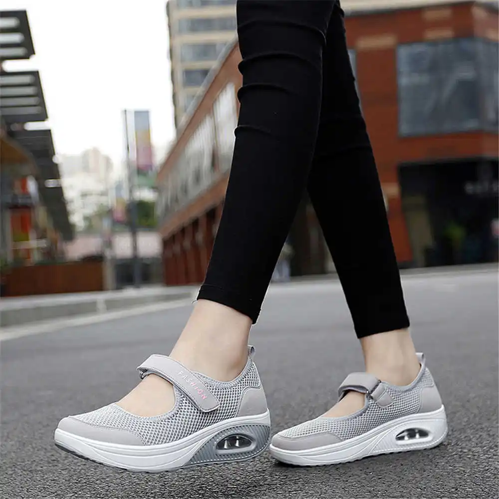 36-41 Demi-season Colored Snea - огляд і ціна Luxury Lifestyle Of Celebrities